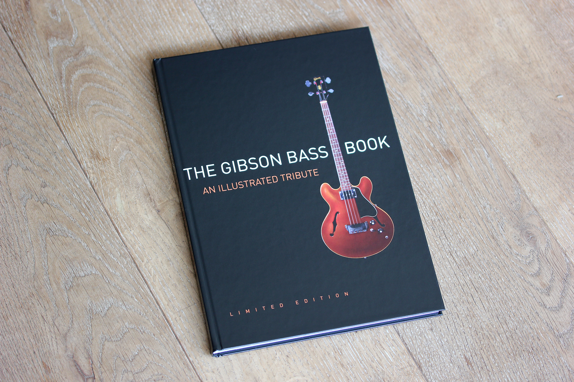 The Gibson Bass Book An Illustrated Tribute by Rob van den Broek